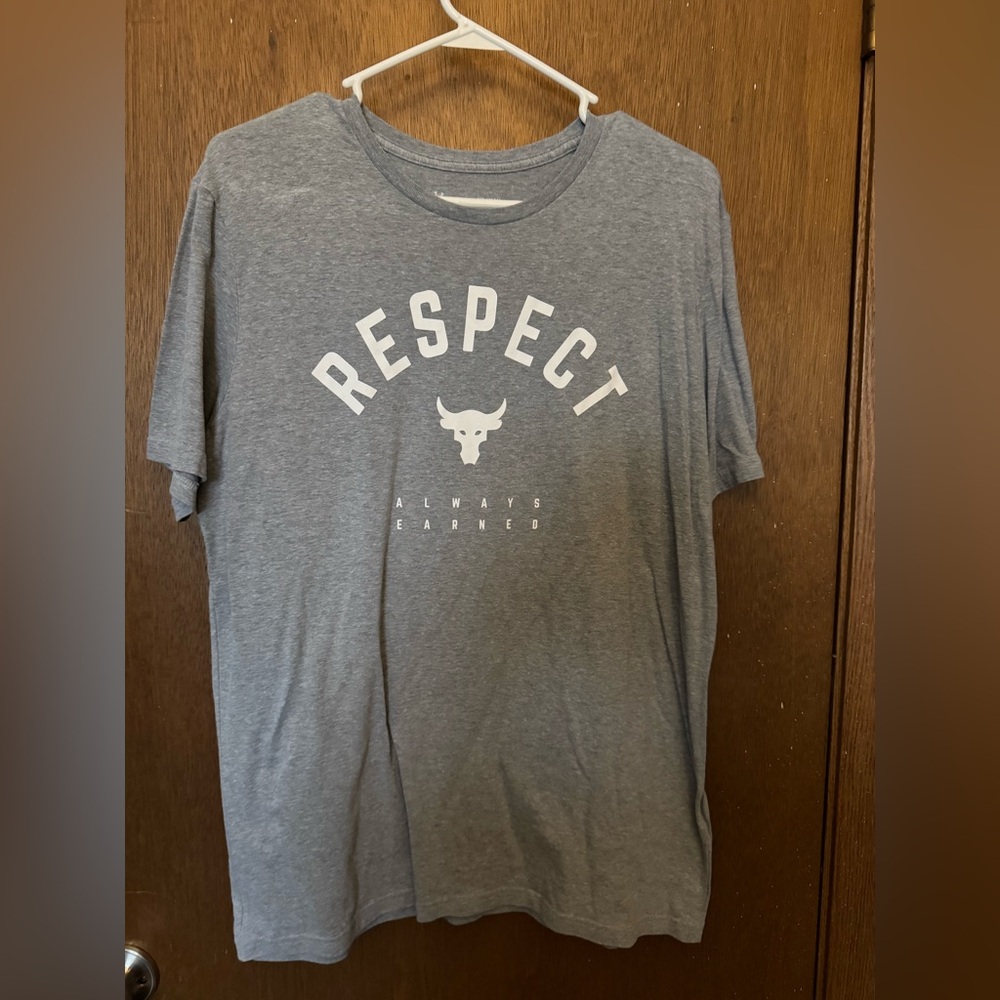 Men’s loose fit tee by Under Armour Project Rock